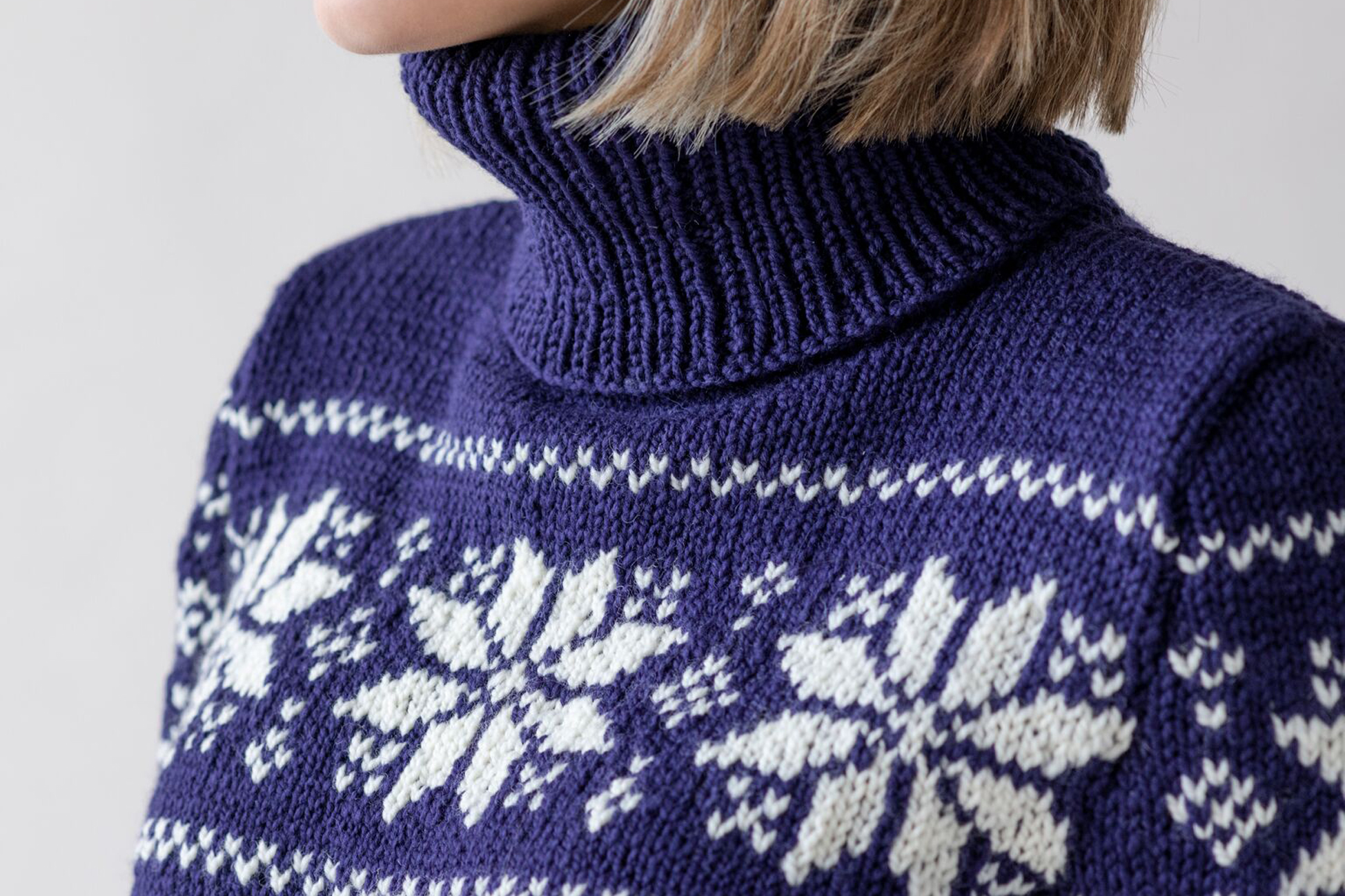 Detailansicht Fair-Isle-Muster im Rollkragenpullover Inken