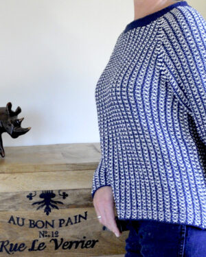 Seitenansicht Pullover Josephine