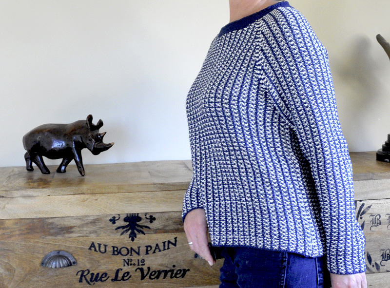 Seitenansicht Pullover Josephine