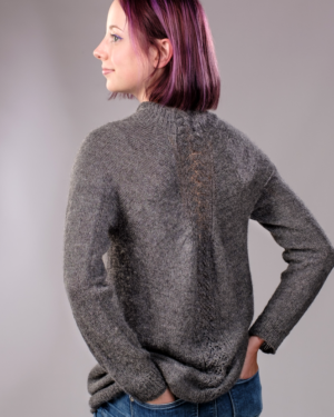 Komplette Rückansicht Pullover Karla