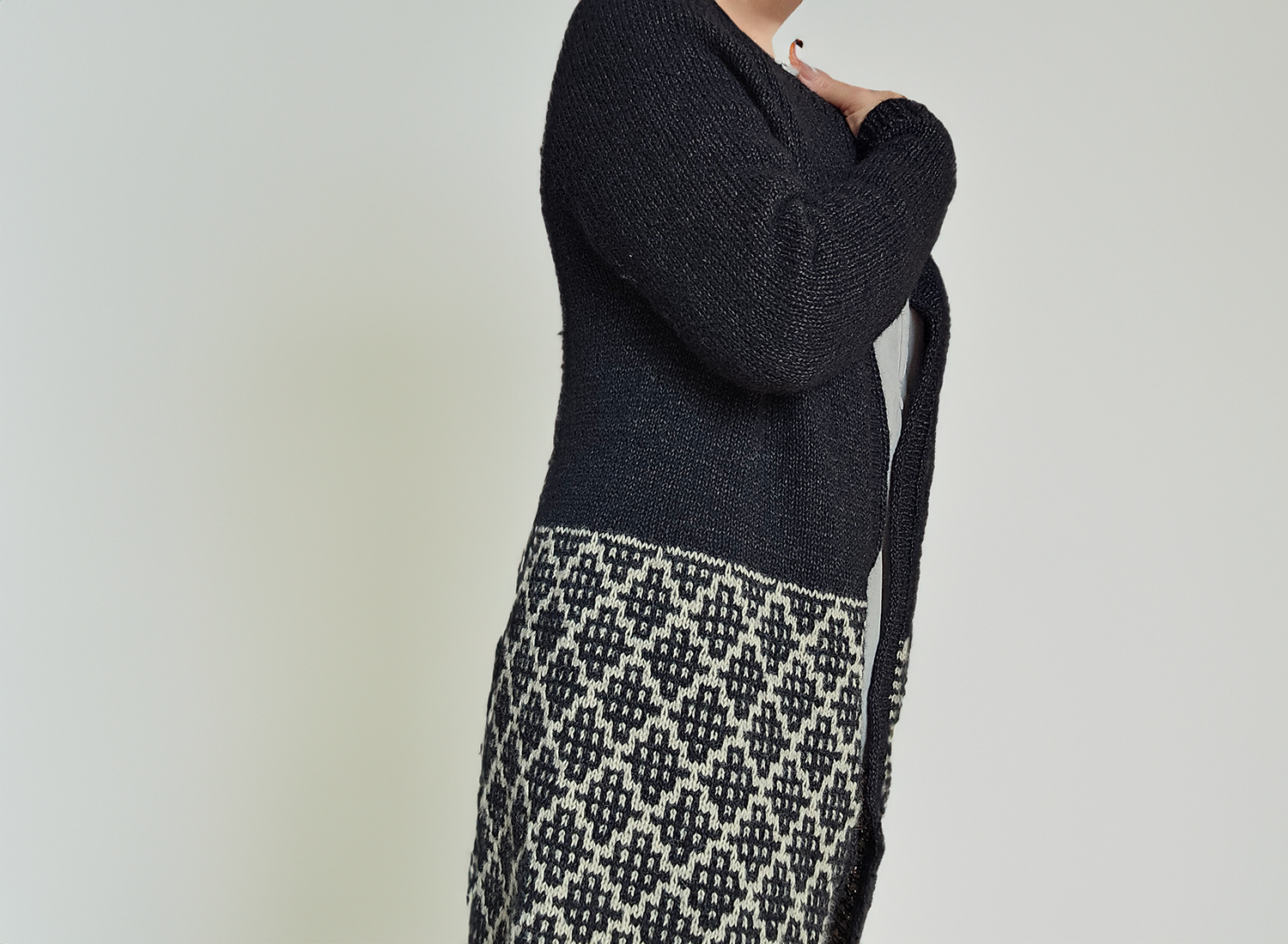 Seitenansicht Strickjacke Gina