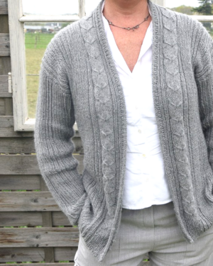 Vorderansicht Strickjacke Linda