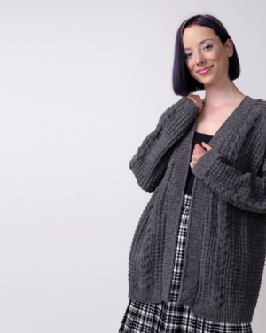 Vorderansicht Strickjacke Marina
