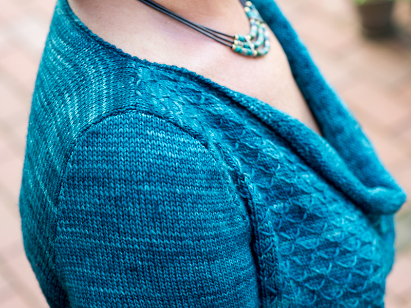 Ärmel und Wasserfallkragen Pullover Samira